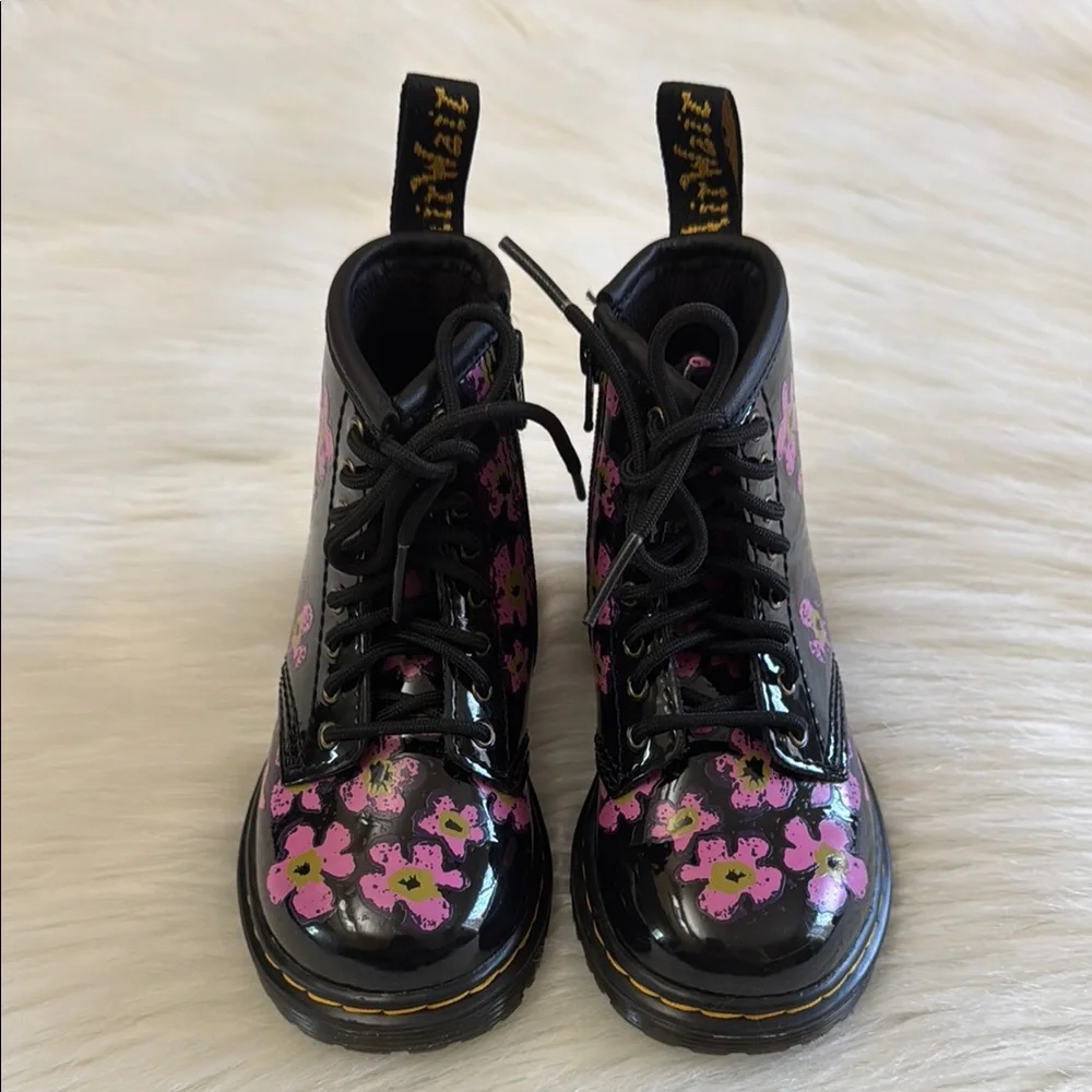 Dr. Martens Toddler Pansey Fayre Pink Floral Combat Boots Size 7